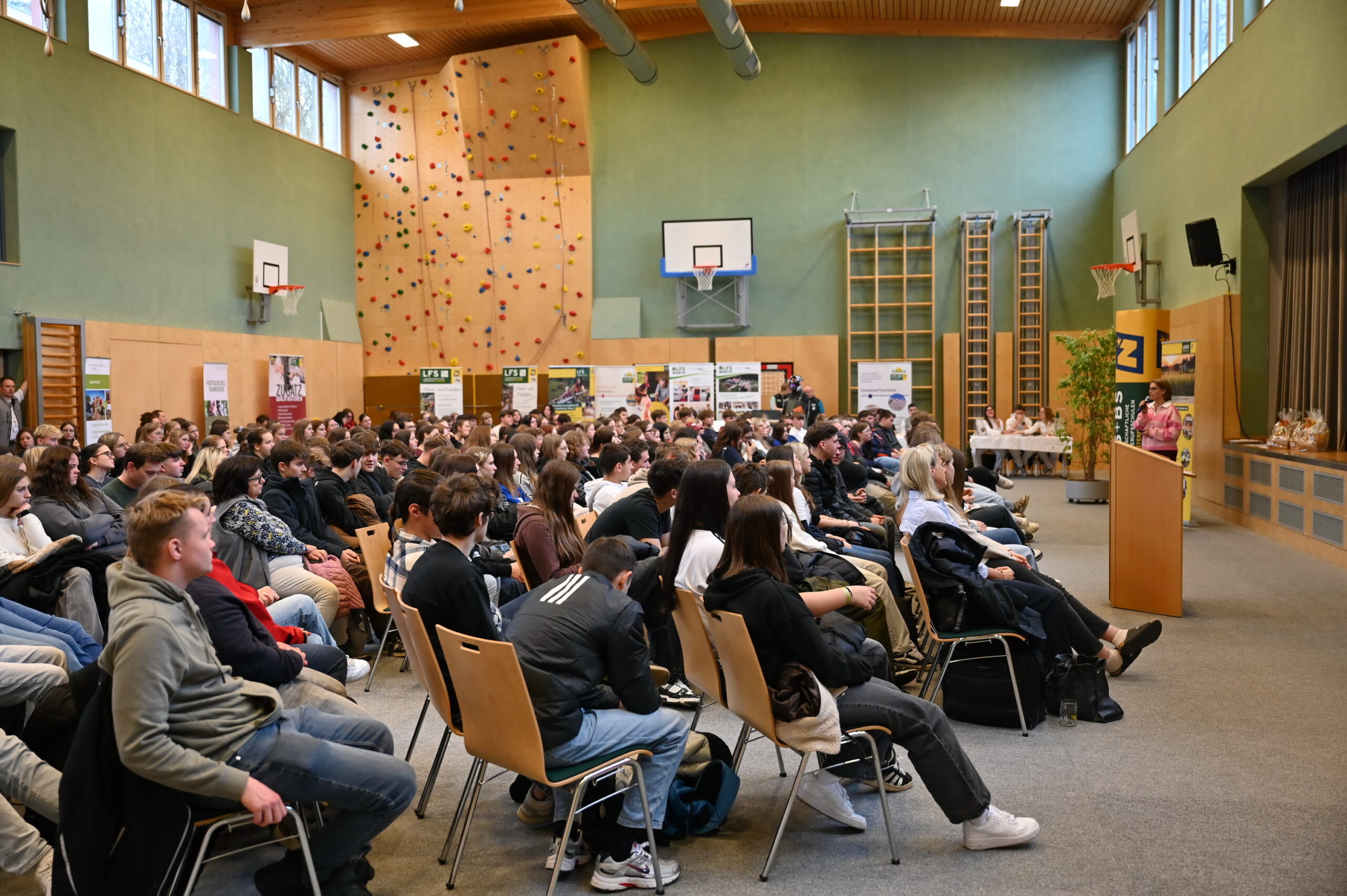 Weiterbildungsmöglichkeiten für die Abschlussjahrgänge