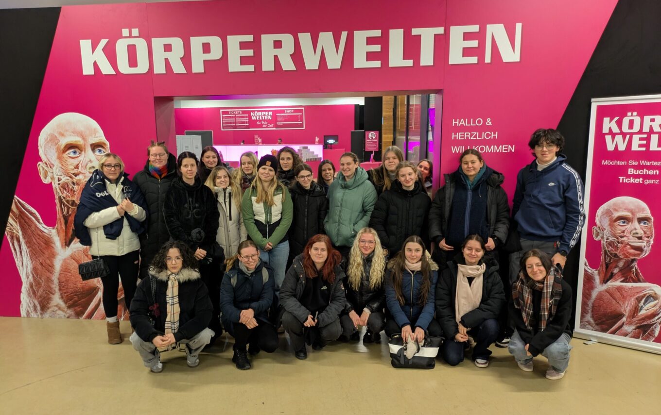 Koerperwelten_Gruppenfoto