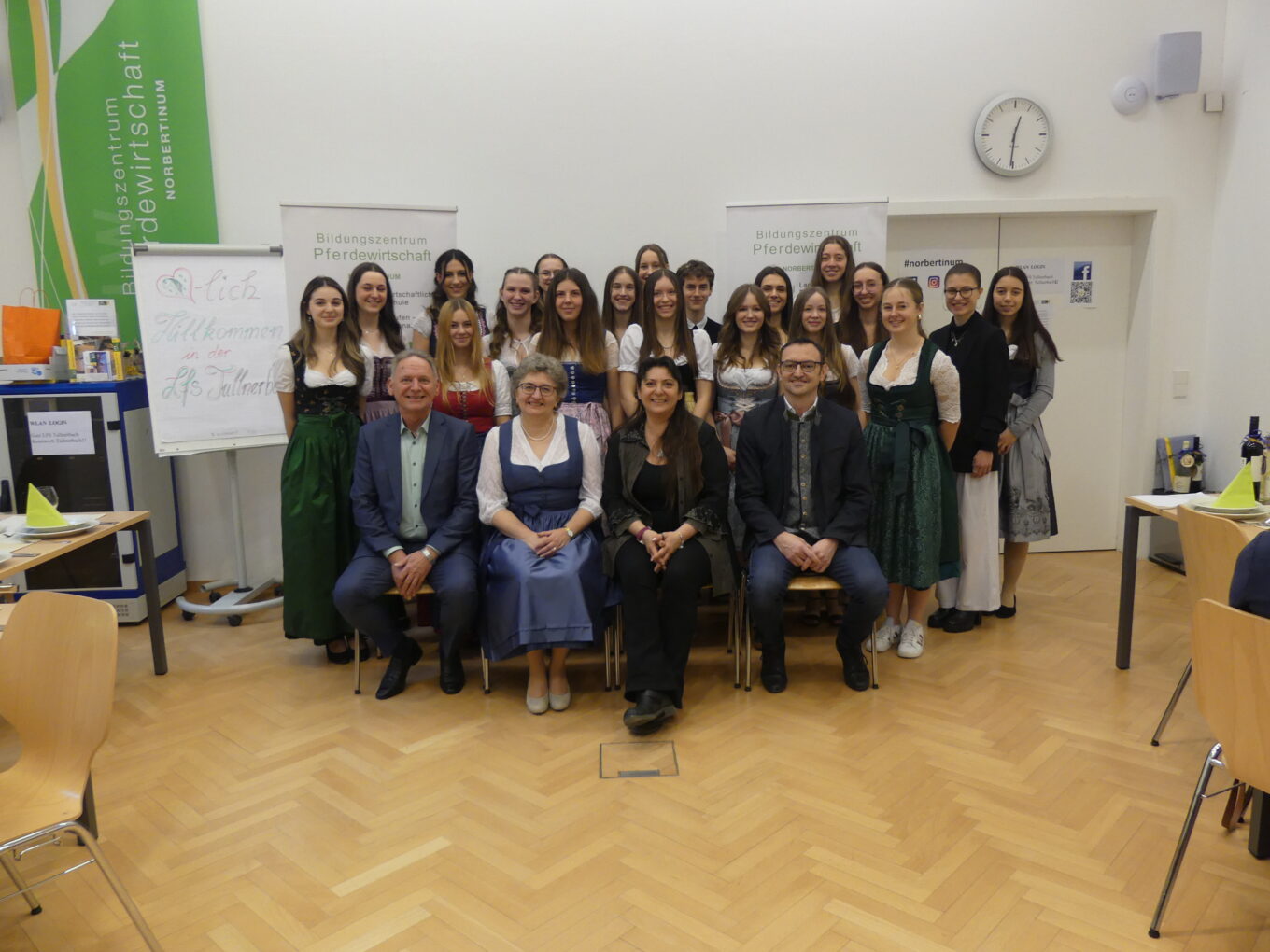 Berufsausbildung mit Matura: Erfolgreicher Abschluss im Schwerpunkt Pferdewirtschaft